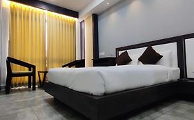 Hotel Abooz